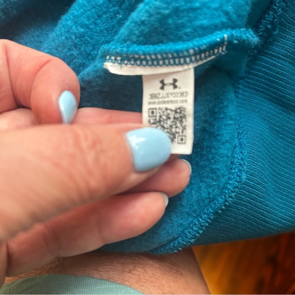 Under Armour Cyan Loose Fit Hoodie with Silver Logo Size Large - Picture 7 of 7